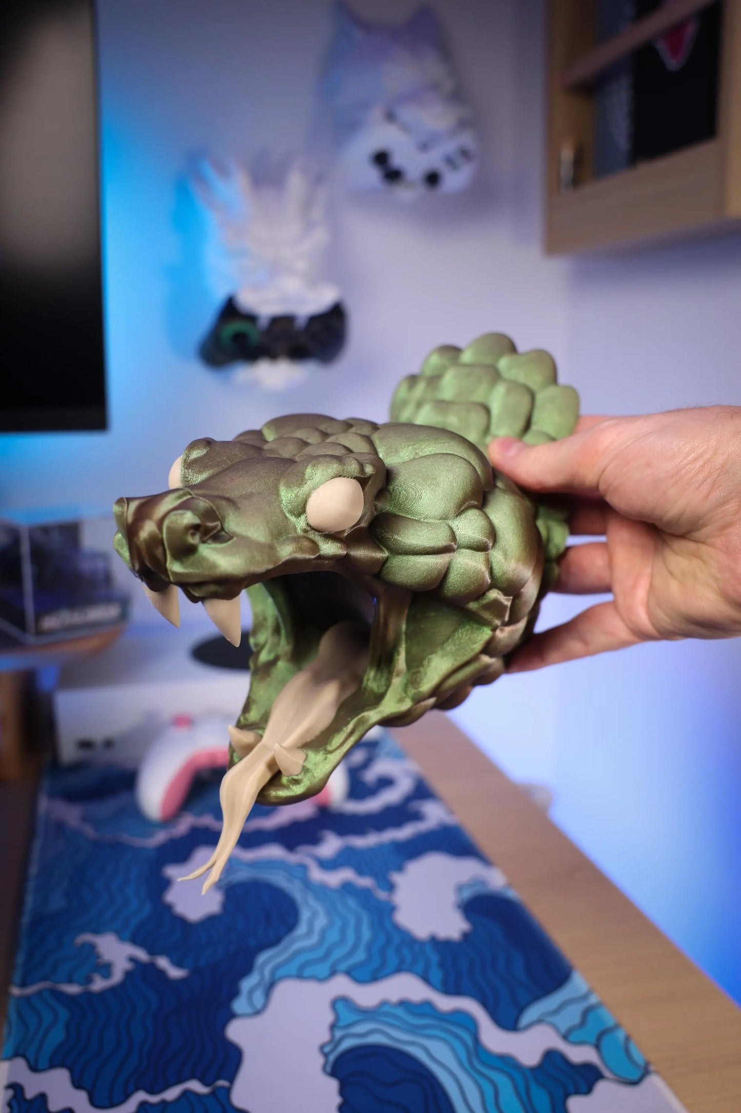 3D Printed Serpent Controller Stand