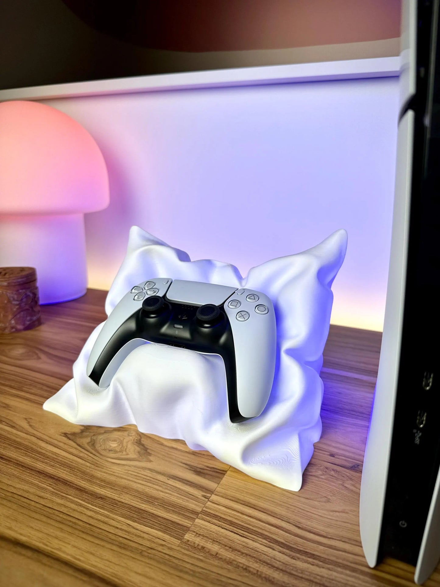 3D Printed Cloud Controller Stand