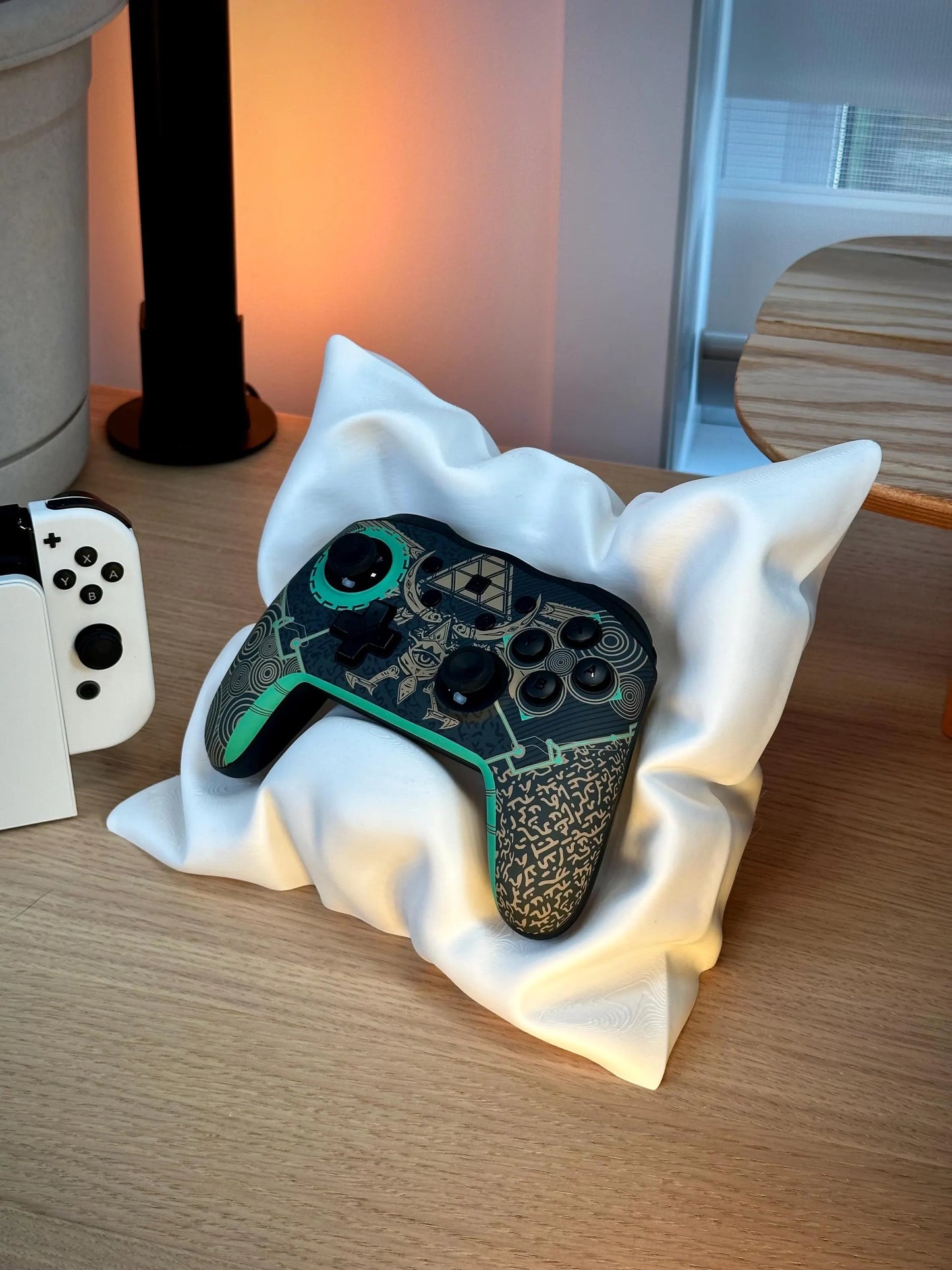 3D Printed Cloud Controller Stand