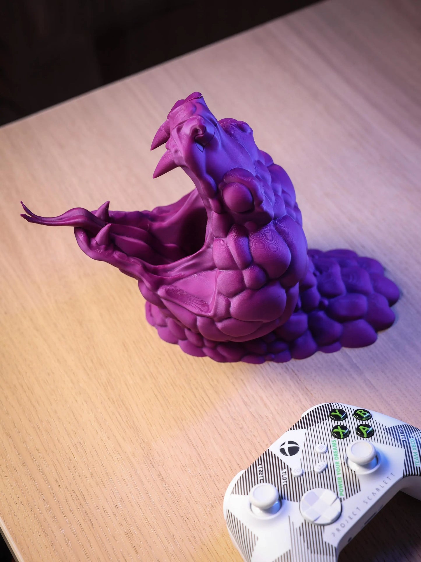 3D Printed Serpent Controller Stand